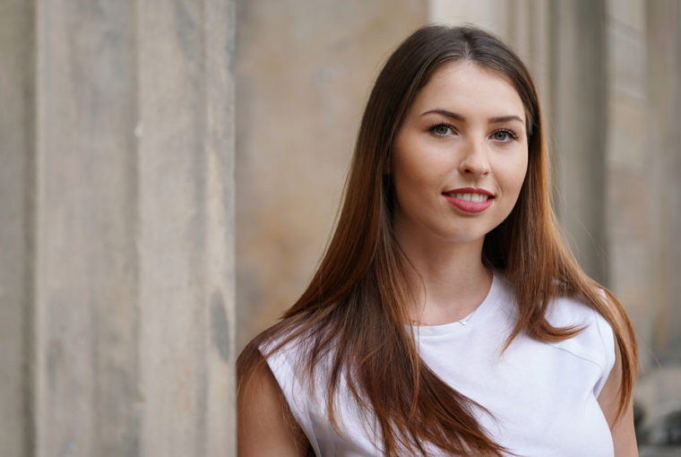 Korrektur-Make-Up