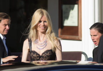 Shampoo von Claudia Schiffer