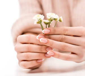 Längsrillen in den Fingernägeln