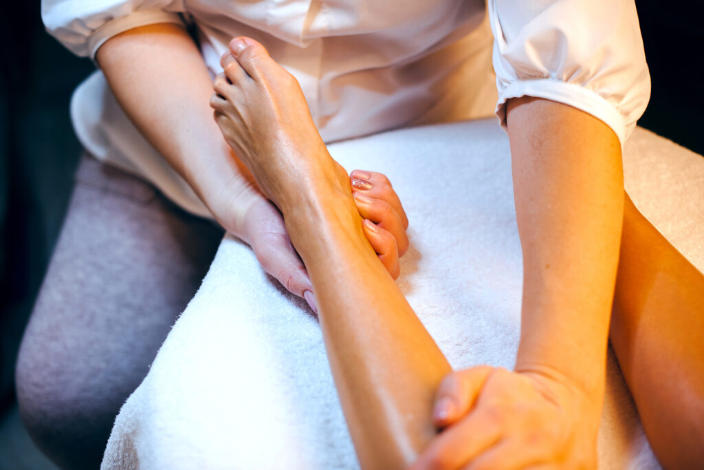 Gesundheit von der Sohle an: die Thai-Fußreflexzonen-Massage